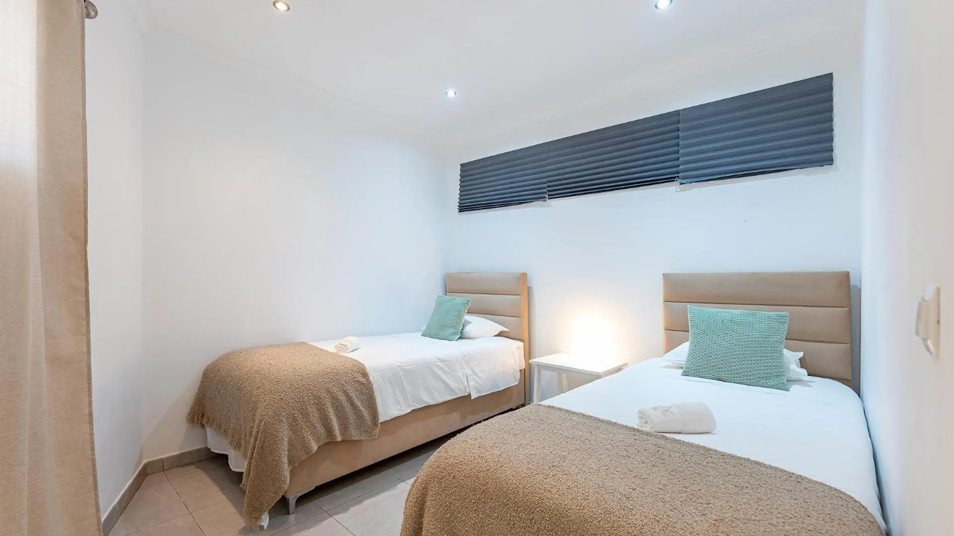 Benalmadena Puerto Marina Vacation Apartment 1 Minute From The Beach