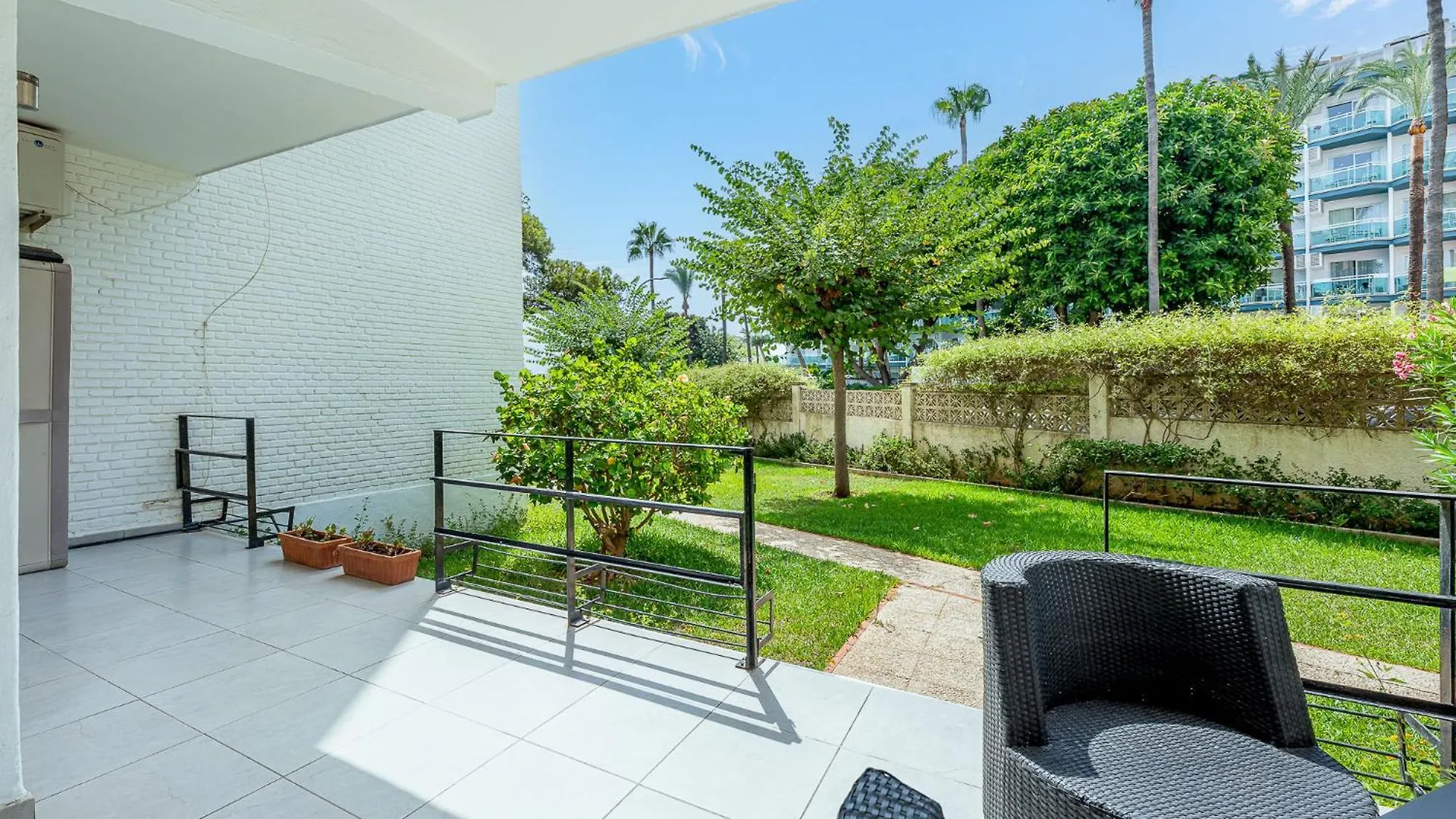 Benalmadena Puerto Marina Vacation Apartment 1 Minute From The Beach 0*,  Spain